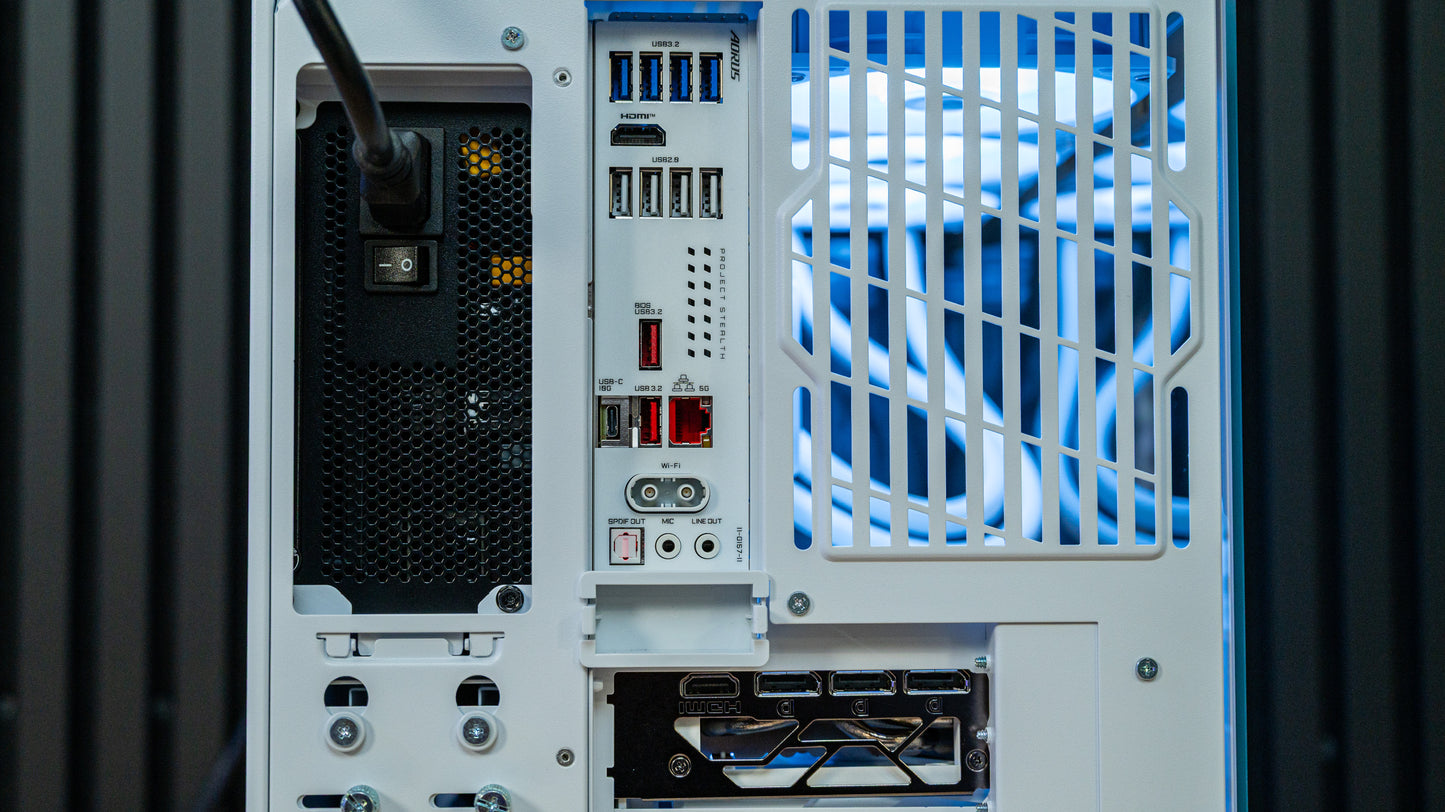 Stealth RTX 5080 Gaming PC