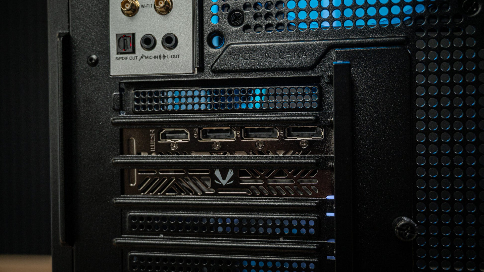Gust RTX 5060 Gaming PC image 4
