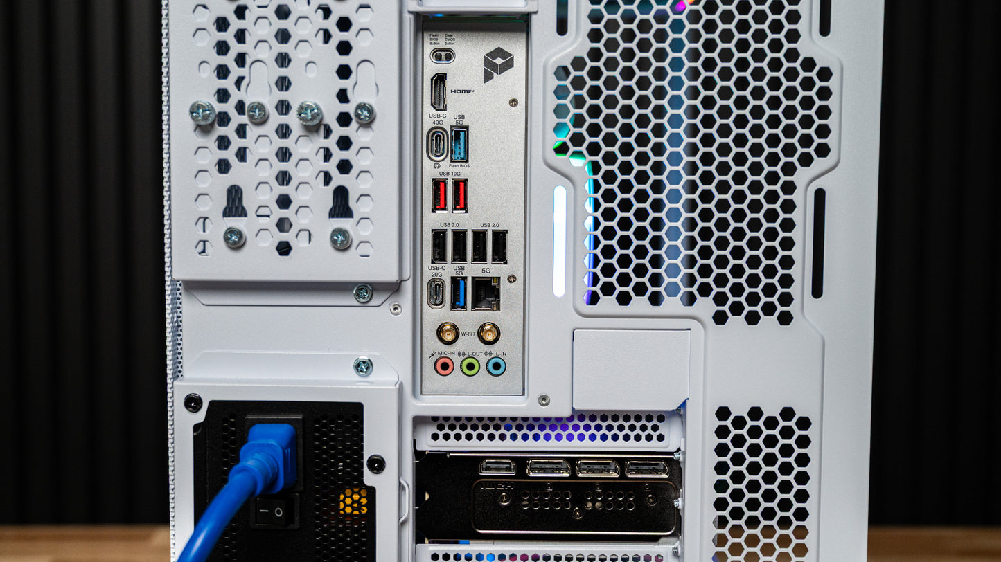 Flurry RTX 5070 Gaming PC