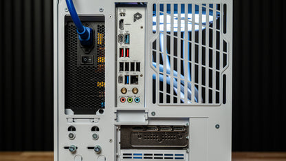 Yang RTX 5070 Gaming PC