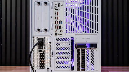 Viper RTX 5070 Ti Gaming PC