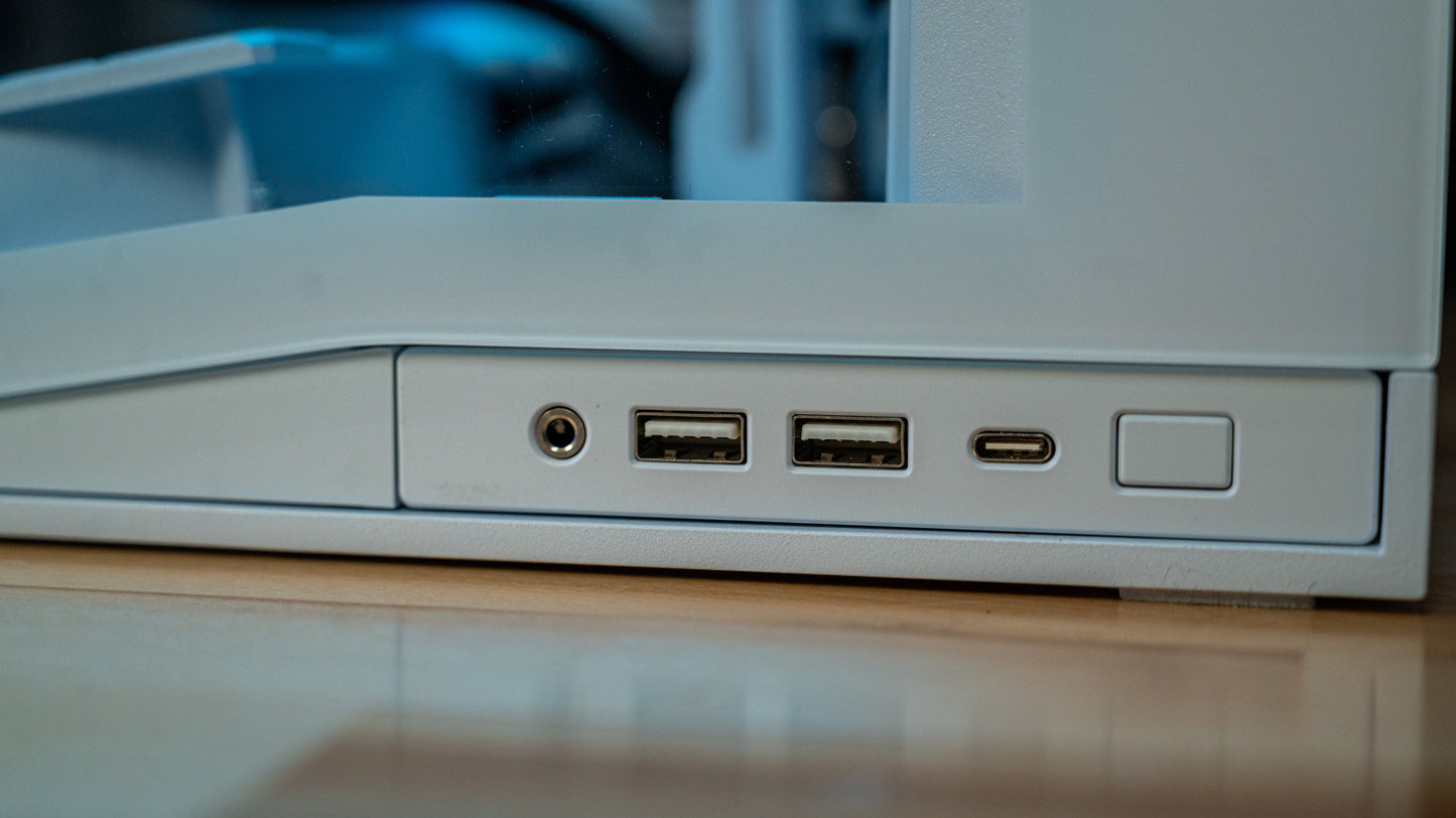 Tundra RTX 5070 Ti Gaming PC