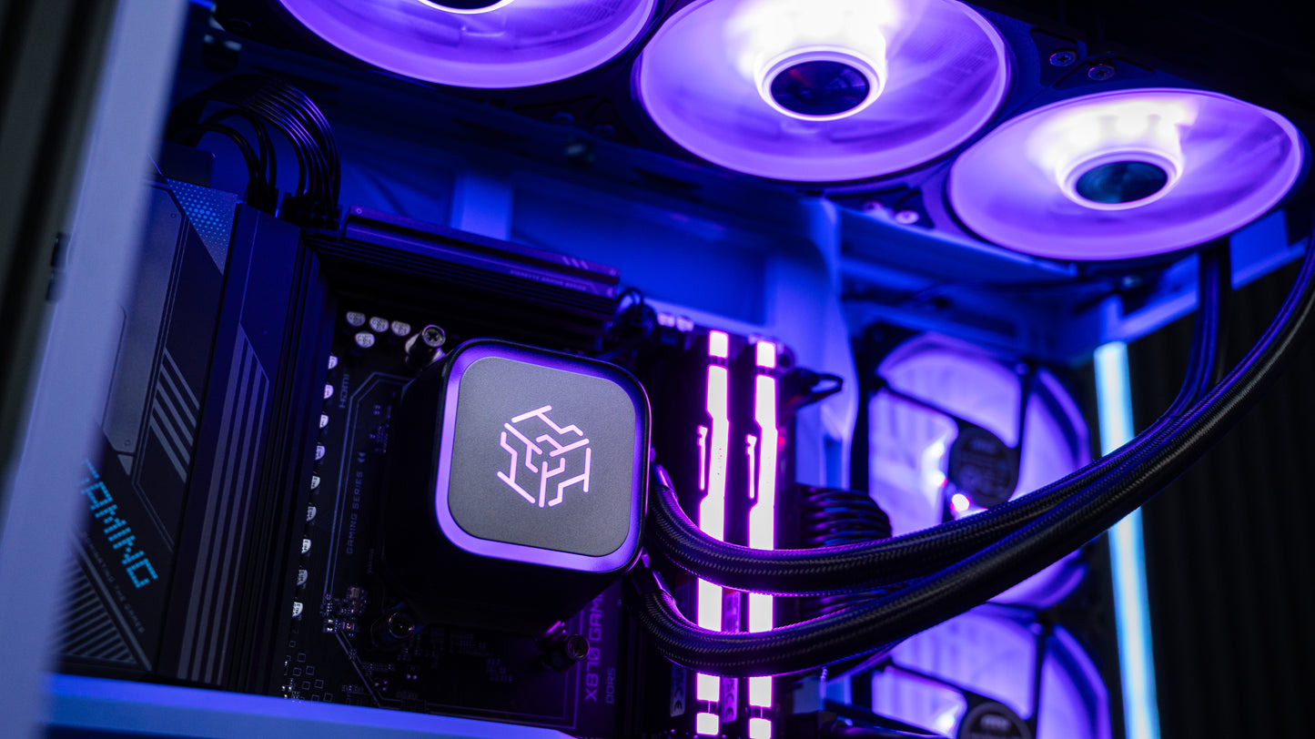 Orchid RTX 5070 Gaming PC