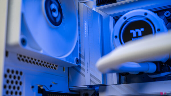 Icebreaker RTX 4070 Ti Super Gaming PC