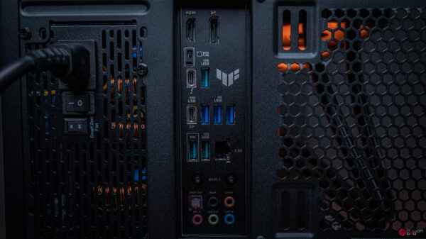 Colossal RTX 5090 Gaming PC