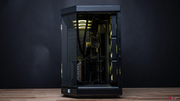 Luminary RX 9070 XT Gaming PC