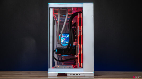 Lune RTX 5090 Gaming PC