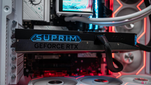 Lune RTX 5090 Gaming PC