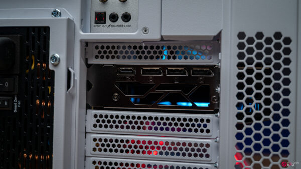 Lune RTX 5090 Gaming PC