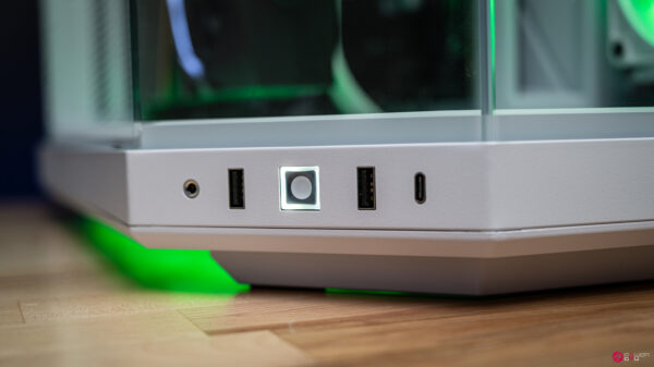 Chromatic RTX 5090 Gaming PC