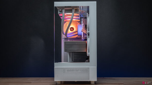 Chroma RX 9070 XT Gaming PC