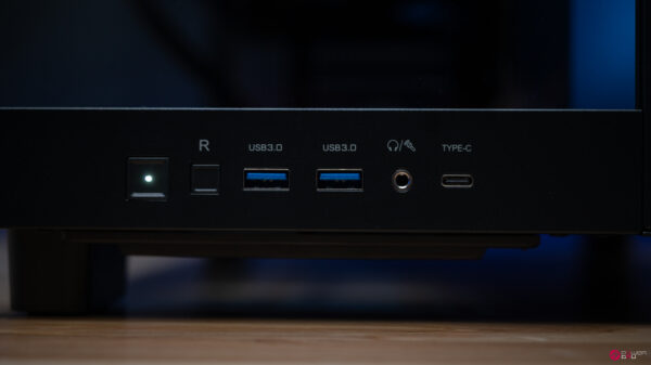 Carbonite RTX 5090 Gaming PC