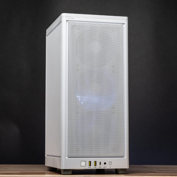 Icebreaker RTX 5070 Gaming PC