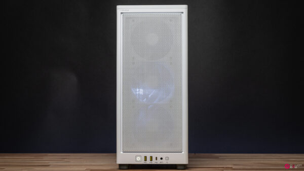 Icebreaker RTX 5070 Gaming PC
