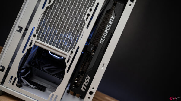 Icebreaker RTX 5070 Gaming PC