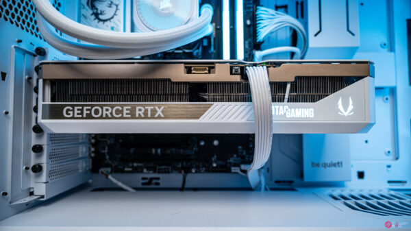 Frosty RTX 5090 Gaming PC