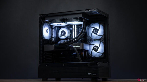 Moxie RTX 5080 Gaming PC