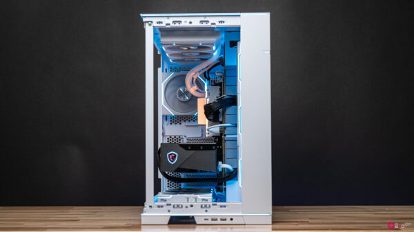 Elysium RTX 5090 Gaming PC