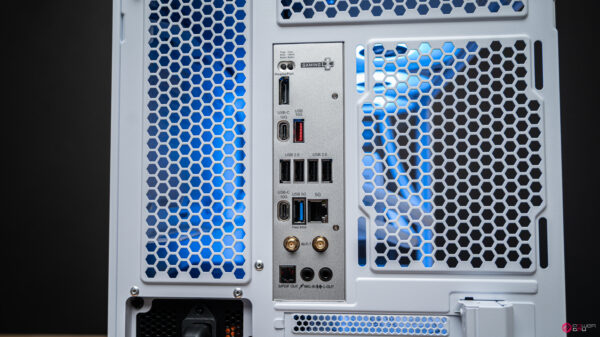 Cryo 9070XT Gaming PC