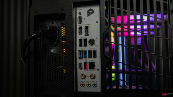 Specter RTX 5070 Gaming PC