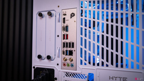 Dawn RTX 5070 Ti Gaming PC