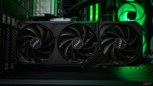 Masque RTX 5070 Gaming PC