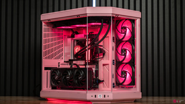 Strawberry RTX 5070 Gaming PC