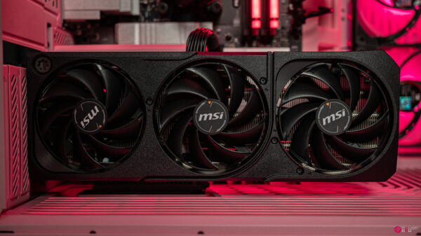 Strawberry RTX 5070 Gaming PC