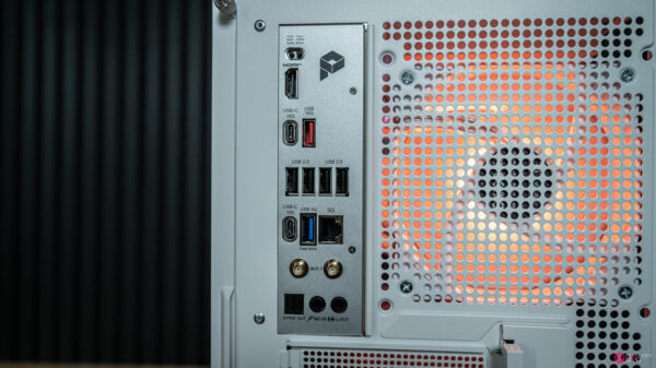 Chronos RTX 5060 Ti Gaming PC