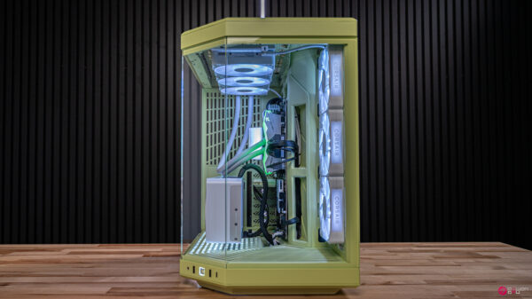 Mint RTX 5070 Ti Gaming PC