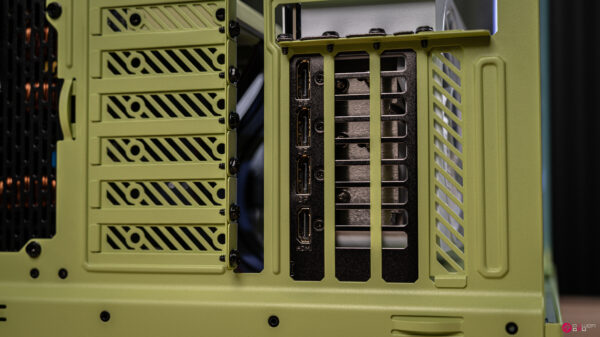 Mint RTX 5070 Ti Gaming PC