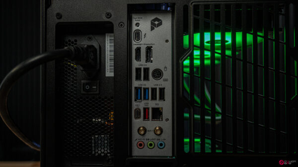 Vault RTX 5060 Gaming PC