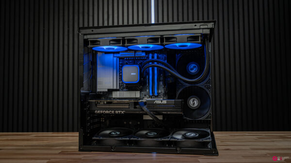 Astro RTX 5070 Gaming PC