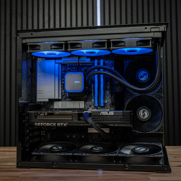 Astro RTX 5070 Gaming PC